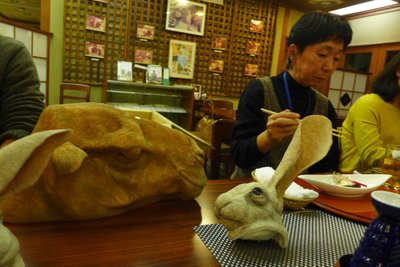 Vakarienė Tacuno restorane. Prof. Akiko Kasuja