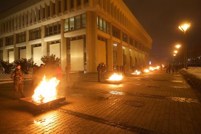 Laužai prie Lietuvos Respublikos Seimo