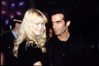 Claudia Schiffer su Davidu Copperfieldu