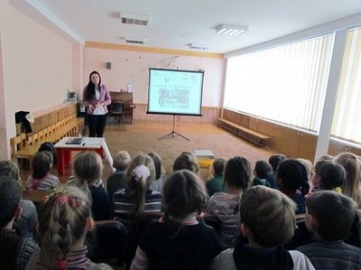 Darželinukams - pamokos apie paukščių lesinimą