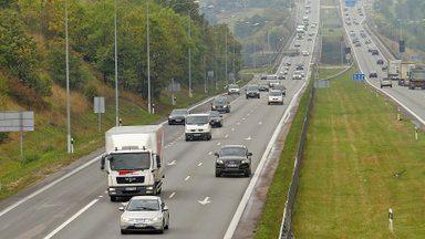 Šalies keliuose pradedamas žiemos sezonas: keičiasi maksimalus leistinas greitis