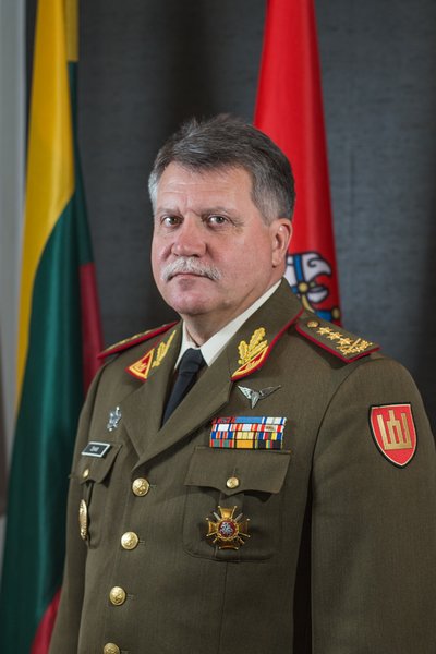 Kariuomenės vadas gen. ltn. Jonas Vytautas Žukas