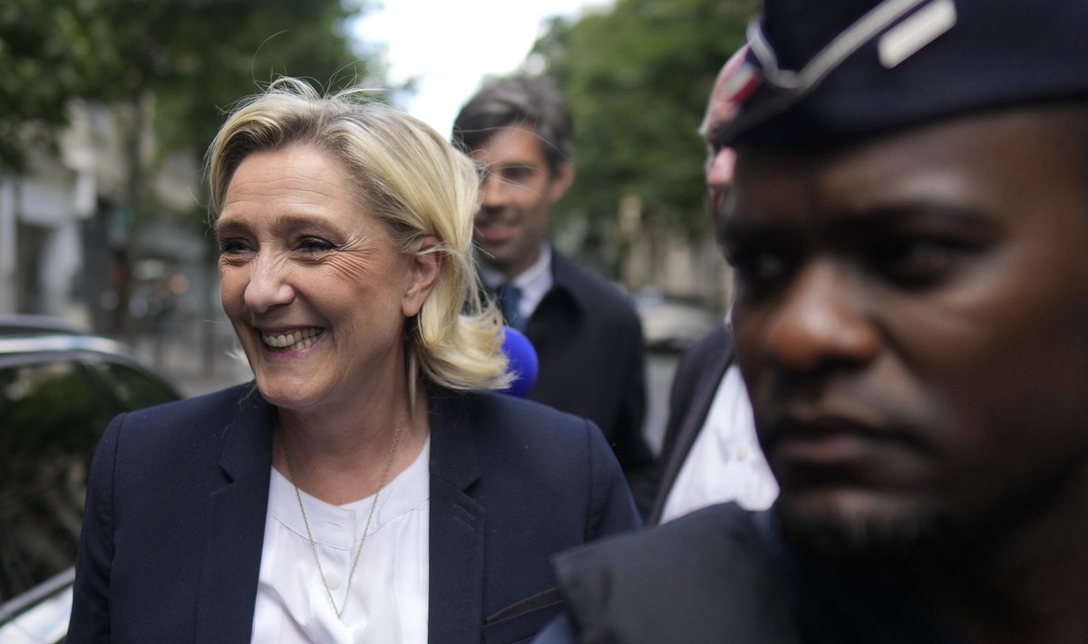 Marine Le Pen rengiasi tolesniems rinkimams