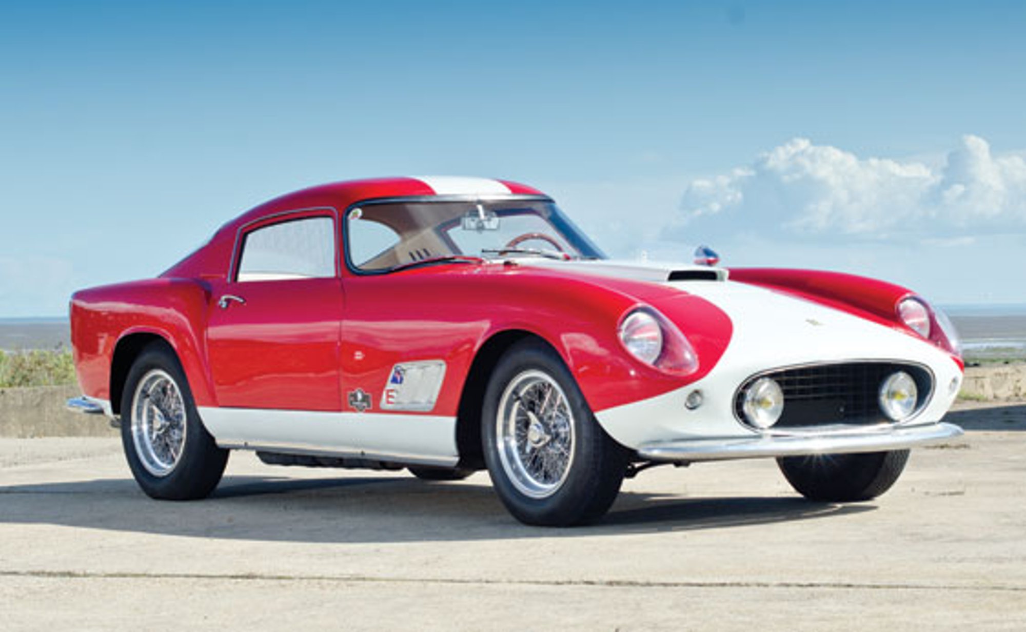 1958 m. gamybos „Ferrari“ parduotas už 2,24 mln. svarų - Delfi auto