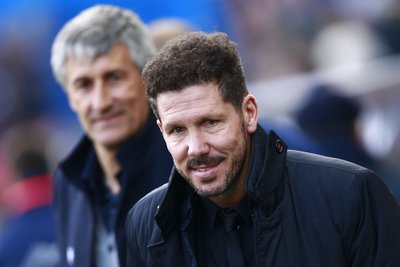 Quique Setienas, Diego Simeone (pirmame plane)