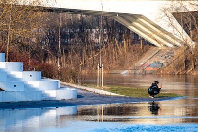 Gyventojai mėgaujasi pirmuoju pavasario savaitgaliu