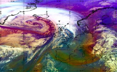 "Dennis" ciklonas (EUMETSAT, MSG SEVIRI oro masės produktas)