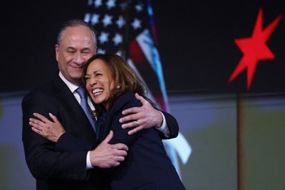 Kamala Harris su vyru