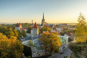 Dažnai Estijoje besilankantis lietuvis išgirdęs, ką estai mano apie mus, rėžė atgal: palaukite, netrukus nustosite šaipytis