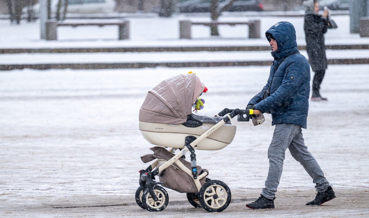 Lietuvoje mir?ta dvigubai daugiau ?moni? nei gimsta