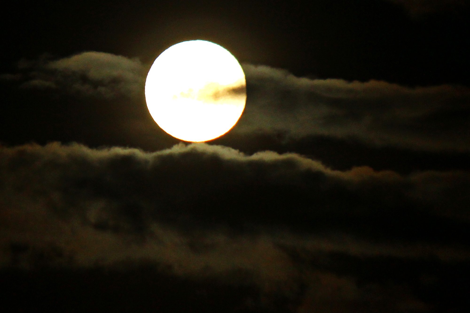 Ar žinote, kas sukelia Mėnulio fazes: kaltas tikrai ne Žemės šešėlis