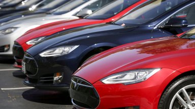 „Tesla“ gali padėti kraštutiniams dešiniesiems užsitikrinti pergalę rinkimuose vienoje Vokietijos žemėje