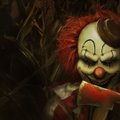 Filmo „Klounas kukurūzų lauke“ recenzija: klasikinės skerdynės sugrįžta