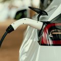 ?Elektrum Lietuva“ ekspert? pateik? rekomendacijas, kaip taupyti elektromobili? s?naudas