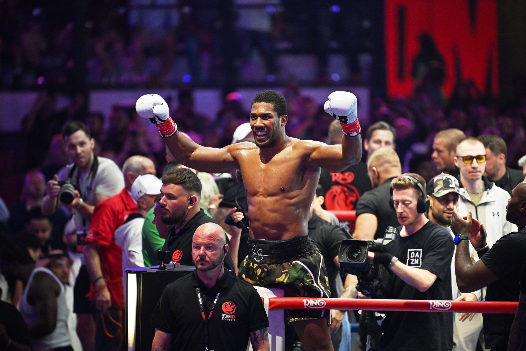Joshua Survives Knockdowns for Dramatic Comeback Victory