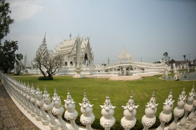 Wat Rong Khun šventykla