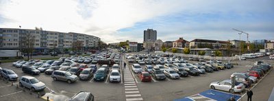 Aukcione parduodama automobilių aikštelė Panevėžyje