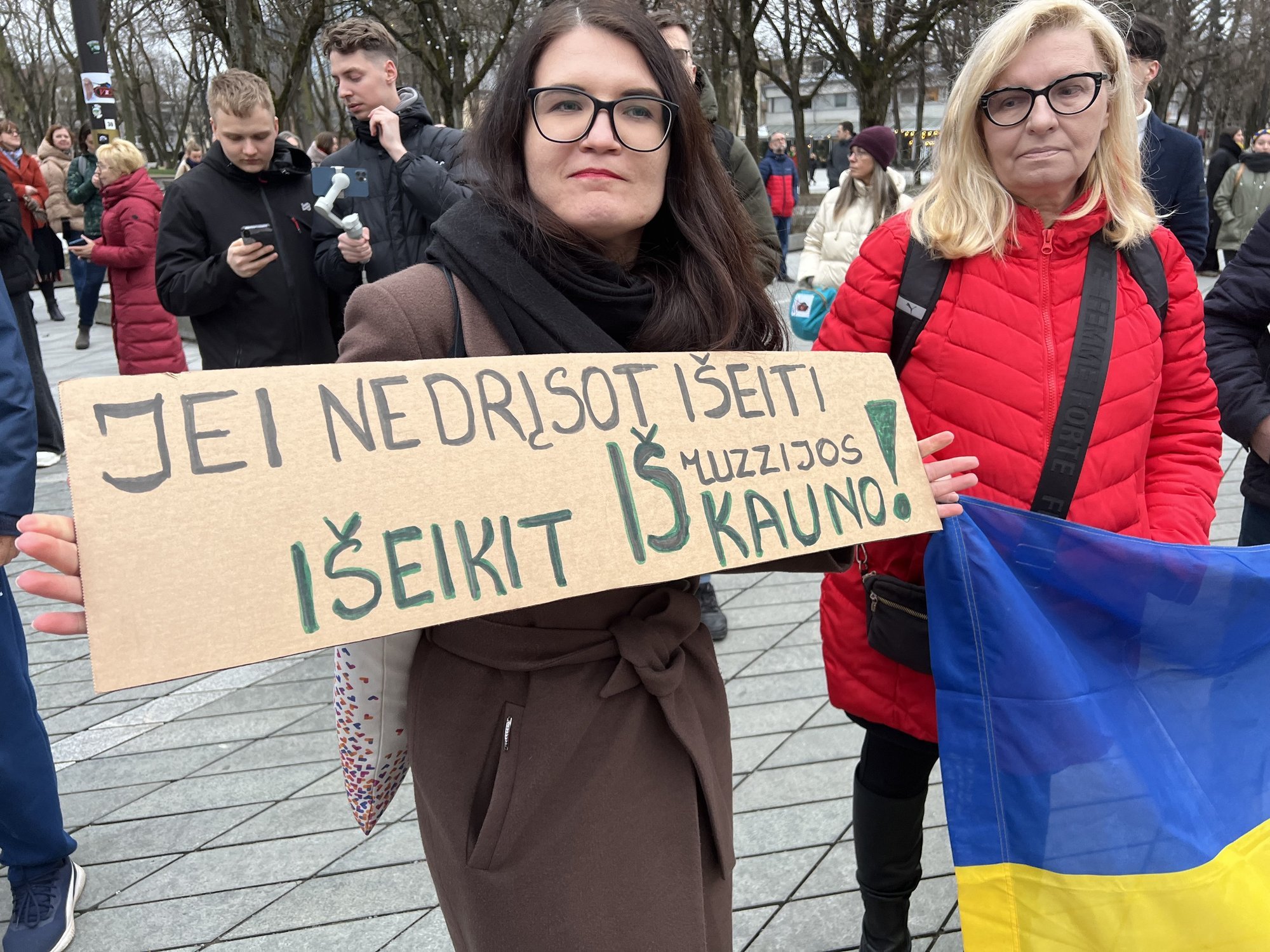 Iš esmės. Prekyba su Rusija: kiti draudžia, o ką daro Lietuva? - Delfi TV