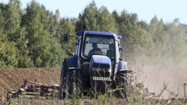 ŽŪM siūlo keisti palūkanų kompensavimo tvarką: išmokos ūkininkus pasiektų kartą per mėnesį