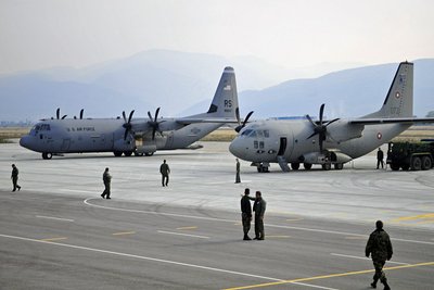 C-130 ir C-27