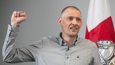 Išlaisvintas Cichanouskis kreipėsi į visus baltarusius: jeigu jūs laukiate ženklo – štai ženklas