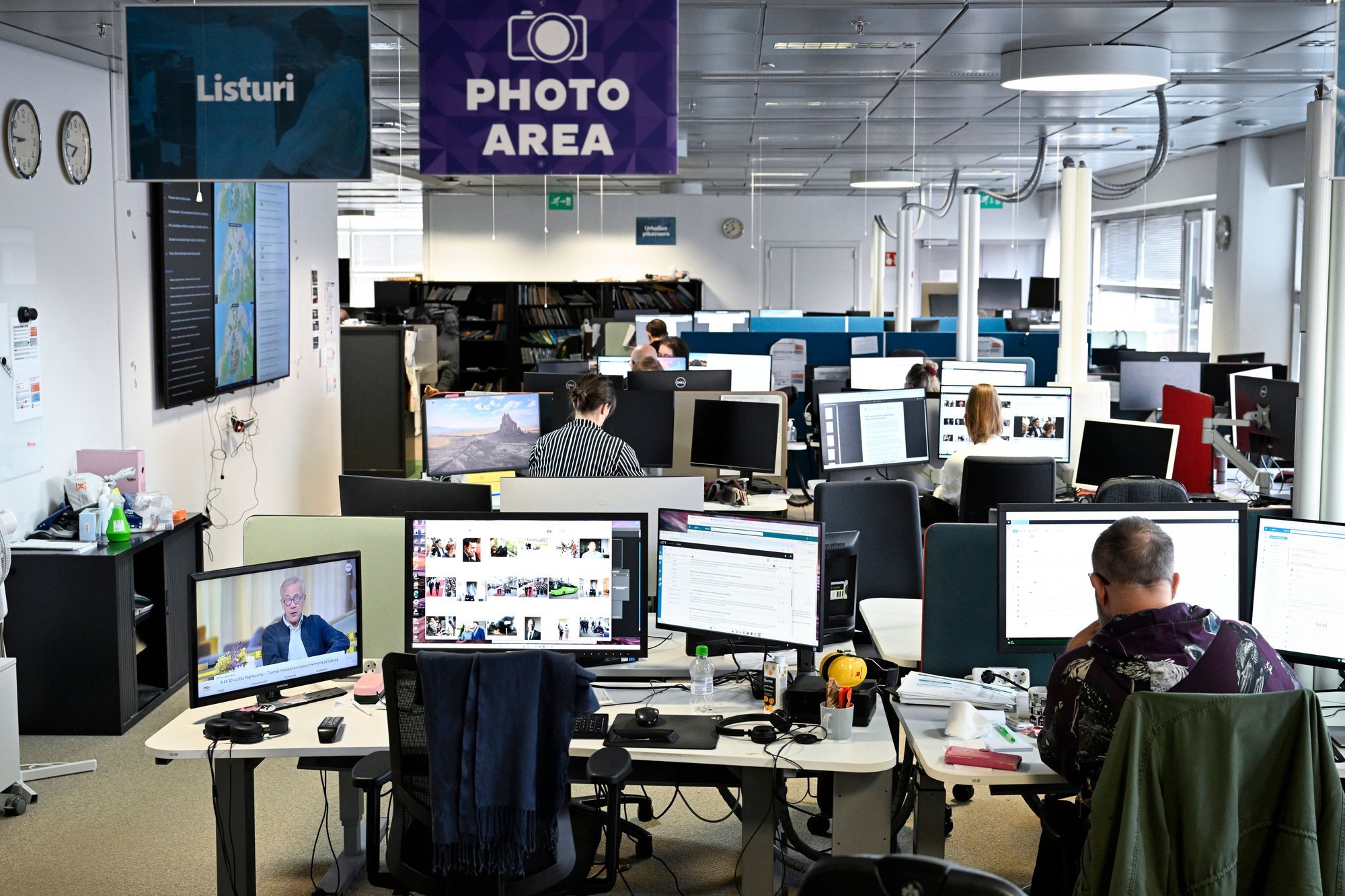 Po 139 metų veiklos – sunkus Suomijos naujienų agentūros sprendimas Suomijos naujienų agentūra STT, viena seniausių pasaulyje, ketvirtadienį paskelbė, kad kitais metais nutrauks naujienų ir fotografijų paslaugų teikimą po kelerius metus trukusių finansinių sunkumų.
