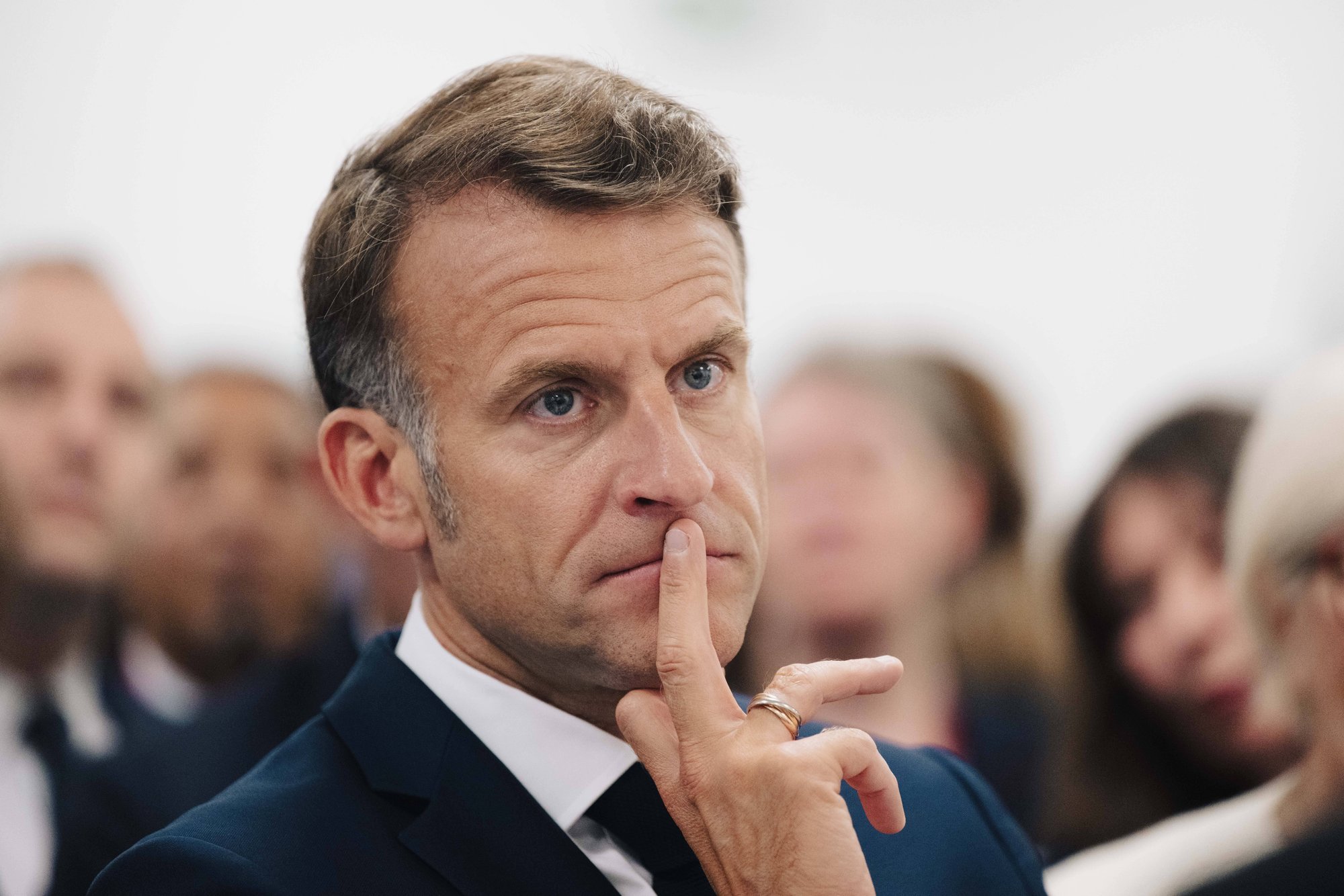 Macron Welcomes Zelenskyy's Call for Direct Talks with Moscow