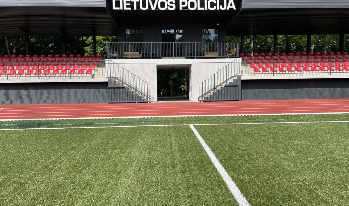 Kalnų parko stadionas