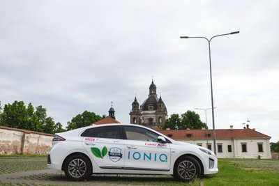 Hyundai Ioniq