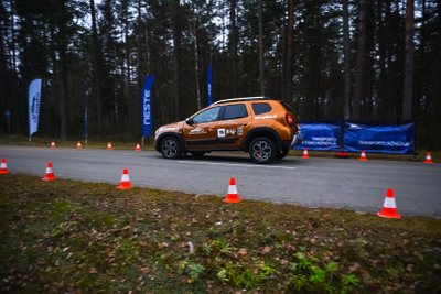 "Metų automobilio 2019" stabdymo efektyvumo bandymas