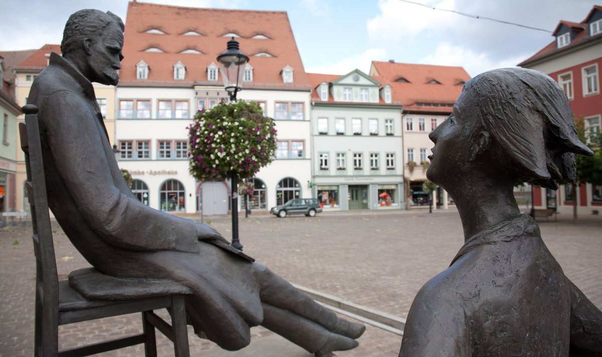 Į UNESCO „Pasaulio atmintis“ registrą įtrauktos pirmosios rentgeno nuotraukos, Nietzsche kūriniai
