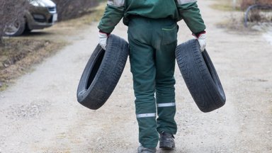 Metas keisti automobilio padangas: taisyklės, kurių privalu laikytis 