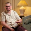 Asmeninio gyvenimo detales sau pasiliekantis Emilis Vėlyvis papasakojo apie rudenį įvykusias vestuves: mes nesislėpėme