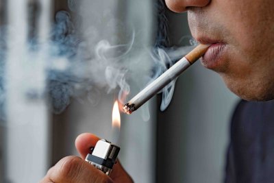 Most young individuals view smoking as a minor problem