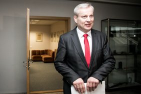 Dudėnas yra tikrai ne pirmas Seimo malonės sulaukęs parlamentaras