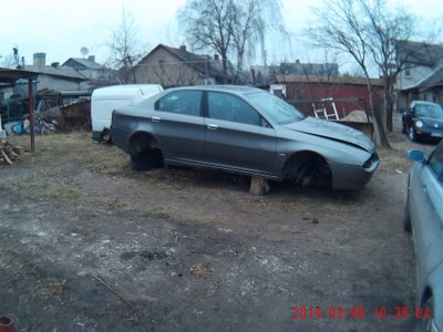 Galimai nelegaliai ardomi automobiliai