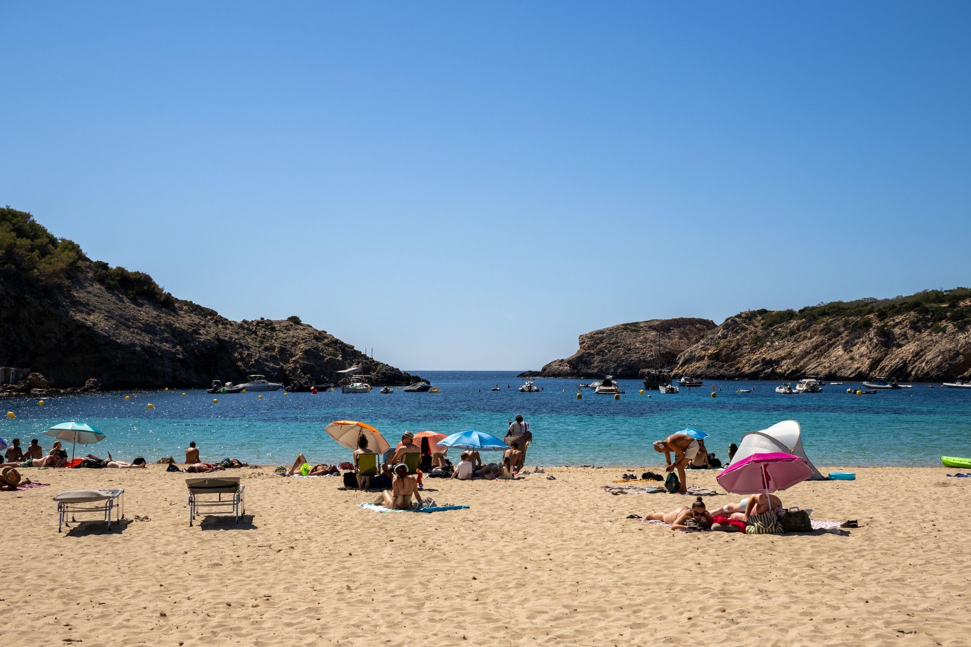 Spain proposes ban on smoking in outdoor public spaces