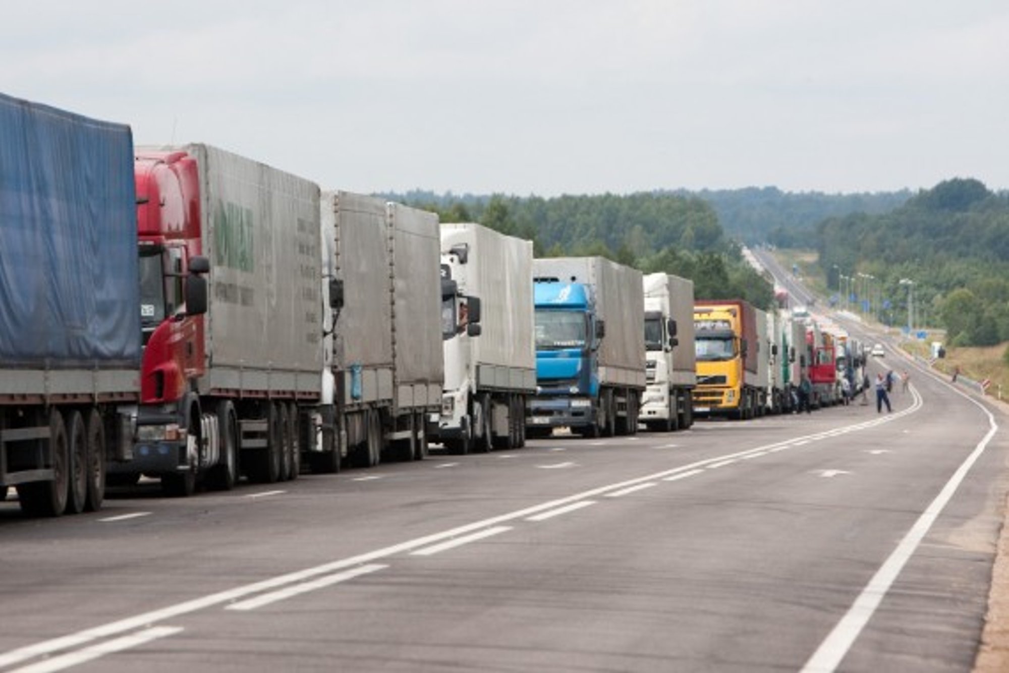  Eilės Latvijos-Rusijos pasienyje. BFL (A.Ufarto nuotr.)