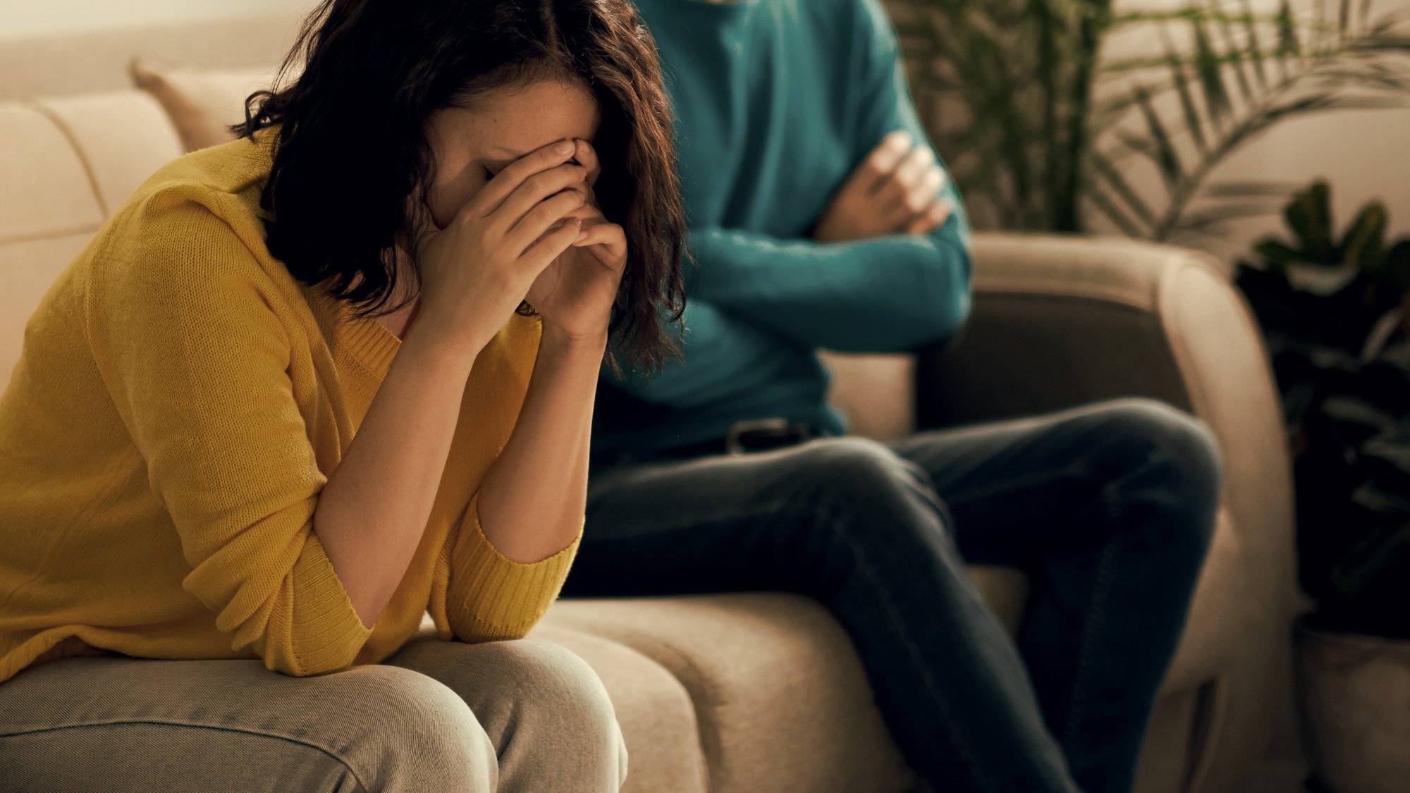 Seems harmless, but destroys relationships: The mistake 98% of people make