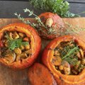 Rudens gėrybės moliūge – šildantis patiekalas