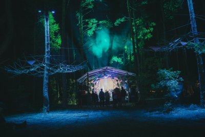 Yaga Gathering festivalio Pinegrove erdvė