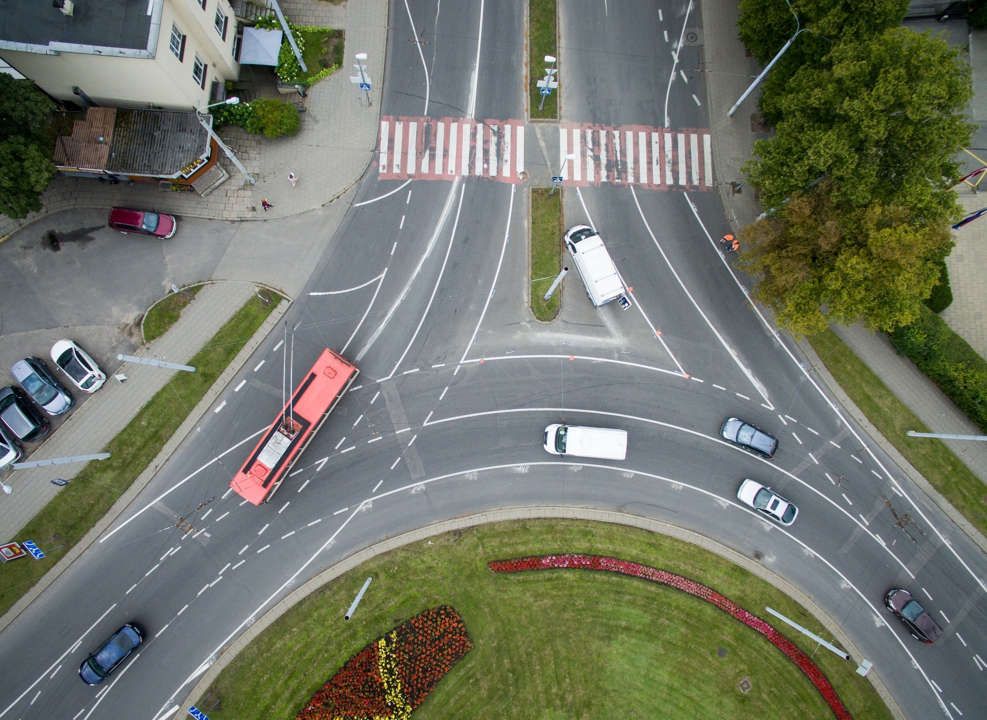 Эксперт пояснил, как правильно ехать по кольцу, и какую ошибку допускают  даже опытные водители - Delfi RU