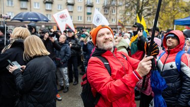 Prorusiškas aktyvistas Ragelskis valandą šokdino jo bylą nagrinėjantį teismą