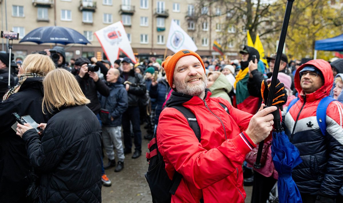 L. Ragelskį prokuroras pavadino „procesiniu chuliganu“, teisme vilkinančiu savo bylą