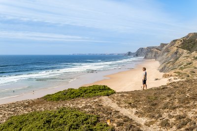  Algarvėje driekiasi net 150 km ilgio auksinė Atlanto vandenyno pakrantė, „Algarve Tourism Bureau“ nuotr