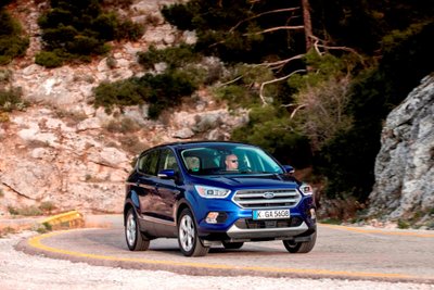 "Ford Kuga Titanium"