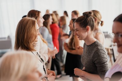 2022-aisiais vykusio projekto „Empowering Girls“ susitikimo akimirka (Viktorijos Makovskajos nuotr.)