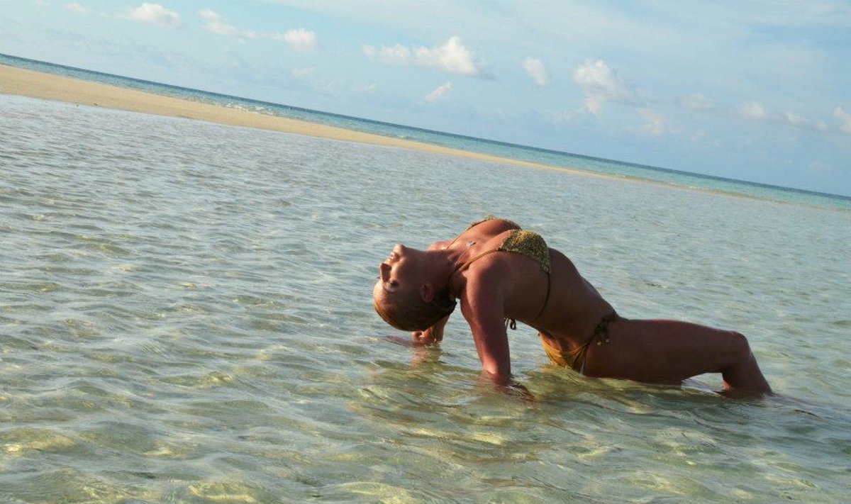 Анастасия Волочкова Болгарияда жалаңаш Анастасия Волочкова Болгарияда жалаңаш