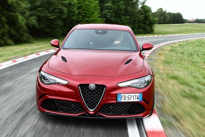 "Alfa Romeo Giulia Quadrifoglio"