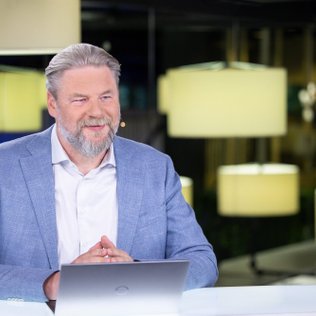 Verslo požiūris. Sveikatos draudimas: kas realiai moka ir kas jo laukia  